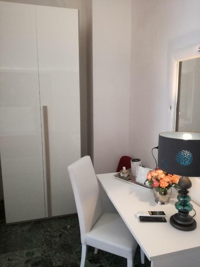 B&B Abatjour - Ambiente Sanificato - Test Antilegionella Assolto Foggia Kültér fotó